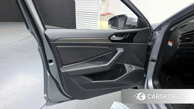 Volkswagen 7th Generation of Jetta id 4245177 из Кореи 16