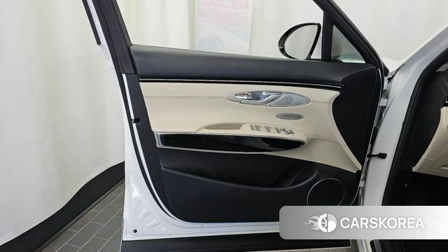 Genesis GV70 id 4899672 из Кореи 16