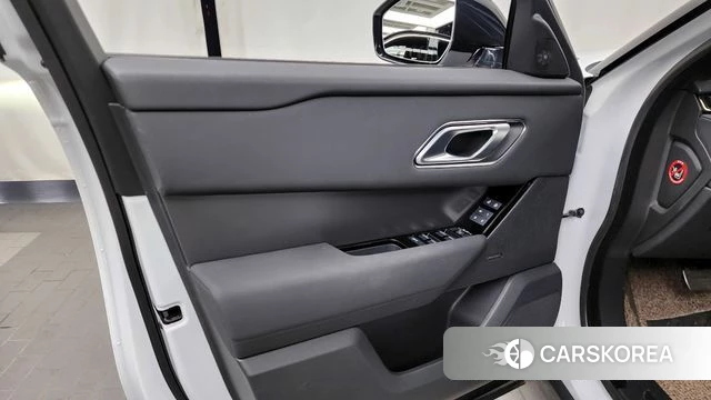 Land Rover Range Rover Velar id 4387928 из Кореи 16