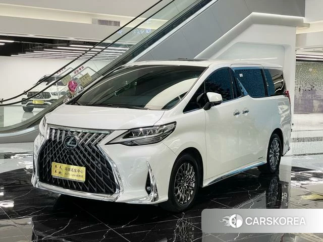 Lexus LM id 4348952 из Китая 16