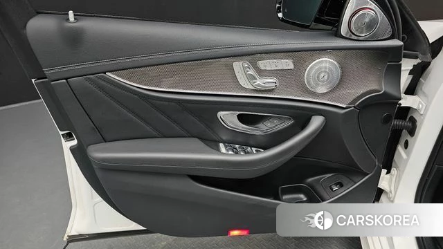 Mercedes-Benz E-Class W213 id 4614943 из Кореи 16