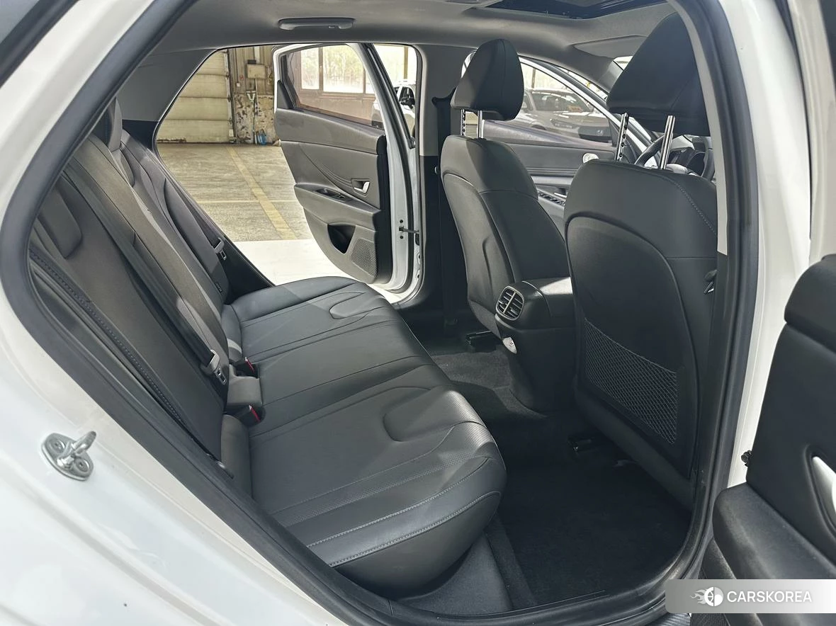 Hyundai Elantra id 4504878 из Китая 16