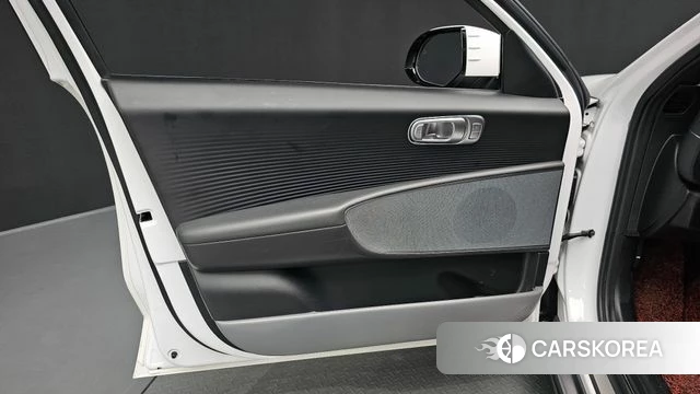 Hyundai Ionic 6 id 4893459 из Кореи 16