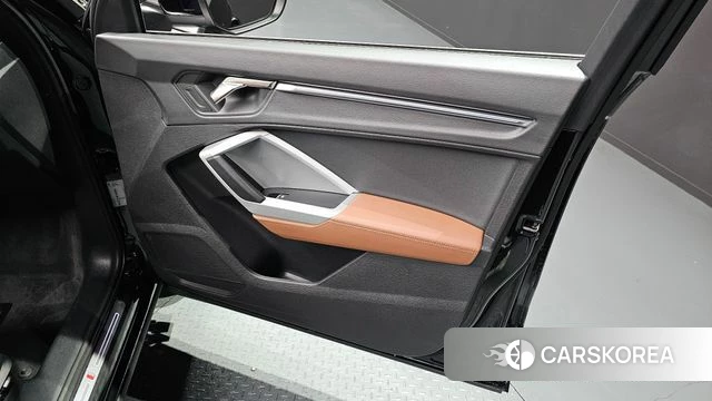 Audi Q3 (F3) id 4230854 из Кореи 16