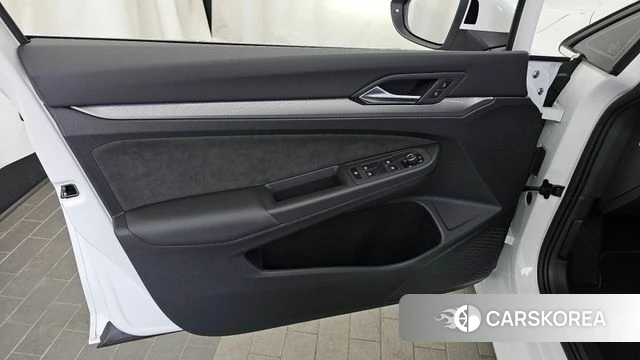 Volkswagen Golf 8th Generation id 4194138 из Кореи 16