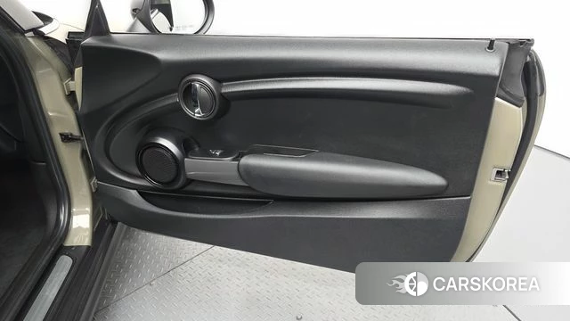 Mini Cooper D id 4632959 из Кореи 16