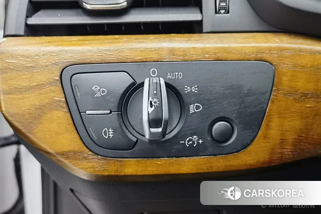 Audi A4L id 4212749 из Китая 15