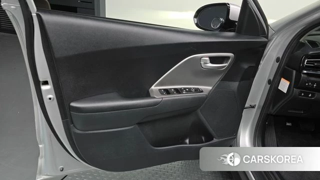 Kia Niro Plus id 4707160 из Кореи 16