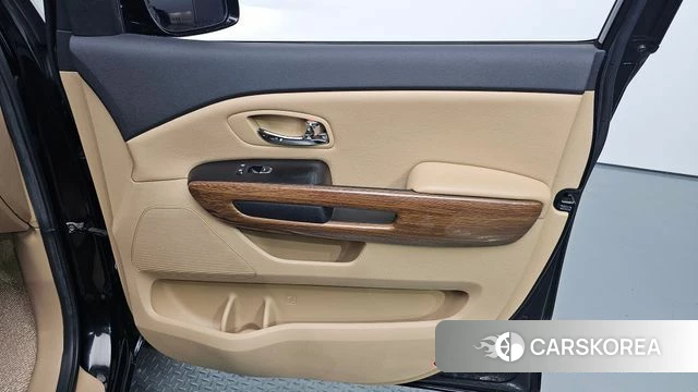 Kia All New Carnival id 4605494 из Кореи 16
