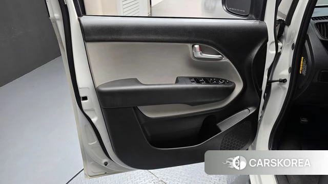 Kia The New Kia Ray id 4783242 из Кореи 16