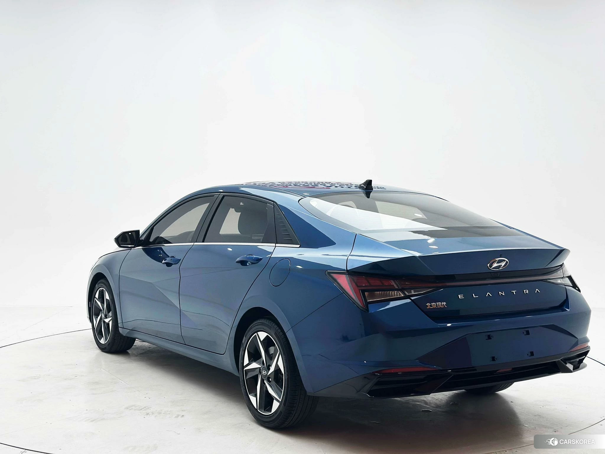 Hyundai Elantra id 4420984 из Китая 16