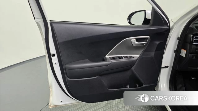 Kia Niro Plus id 4630704 из Кореи 16