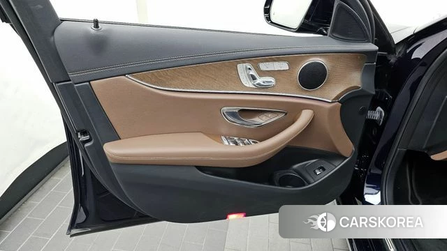 Mercedes-Benz E-Class W213 id 4780104 из Кореи 16