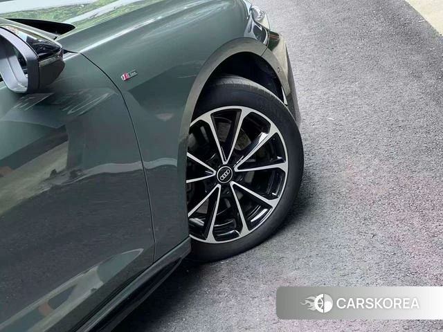 Audi A5L id 4261562 из Китая 16