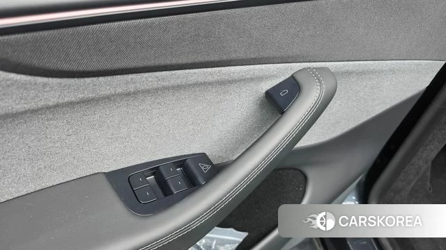 Tesla Model Y id 4752689 из Кореи 16