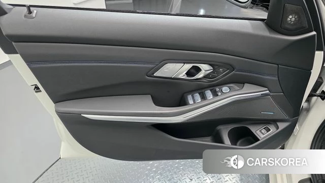 BMW 3 Series (G20) id 4706310 из Кореи 16