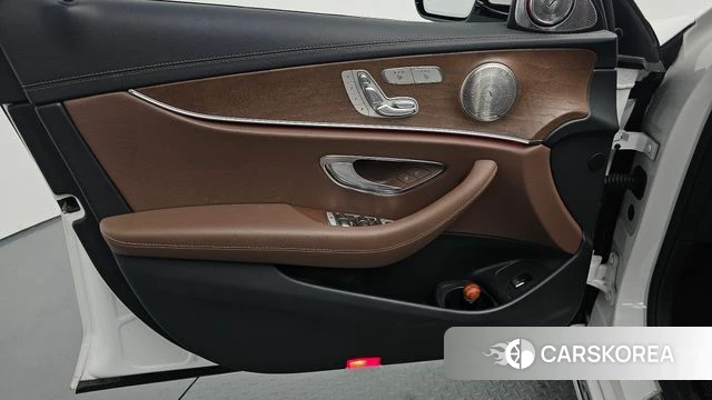Mercedes-Benz E-Class W213 id 4445571 из Кореи 16
