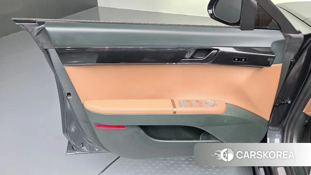 Hyundai Grandeur Hybrid (GN7) id 4603111 из Кореи 16