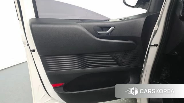 Hyundai Staria id 4529125 из Кореи 16