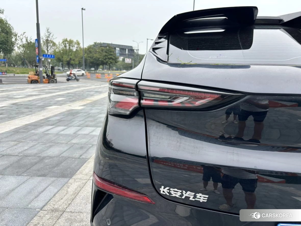 Chang'an UNI-T id 4461397 из Китая 16