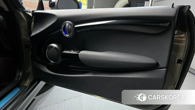 Mini Cooper S id 4345071 из Кореи 16