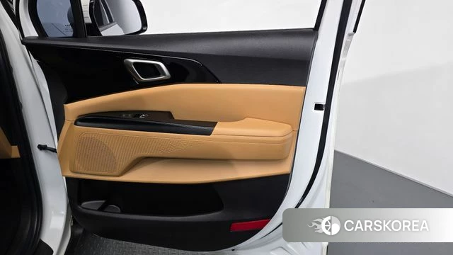 Kia Carnival 4th generation id 4640584 из Кореи 16