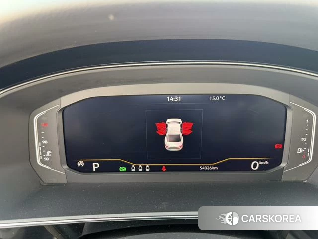 Volkswagen Passat id 4301472 из Китая 16
