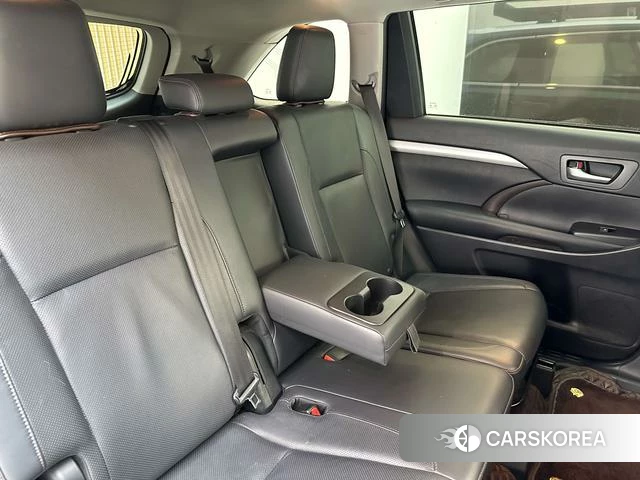 Toyota Highlander id 4242405 из Китая 16