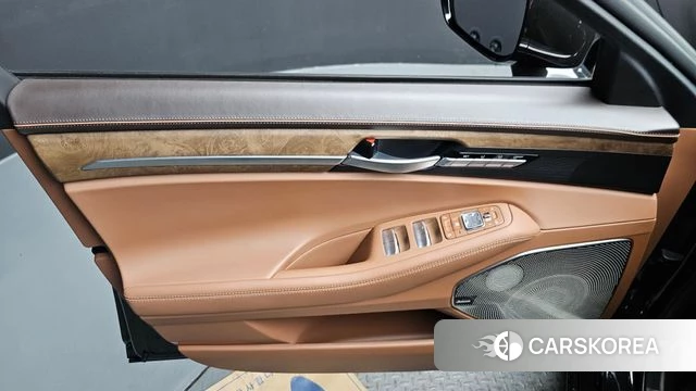 Genesis G90 id 4605159 из Кореи 16