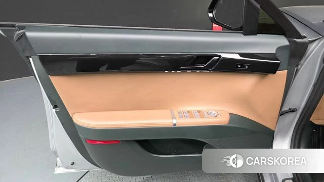 Hyundai Grandeur Hybrid (GN7) id 4315884 из Кореи 16