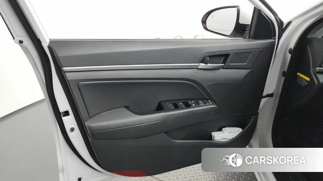 Hyundai Avante AD id 4491209 из Кореи 16