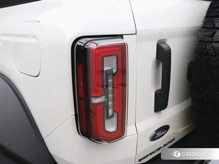 Ford Mustang id 4515387 из Китая 16