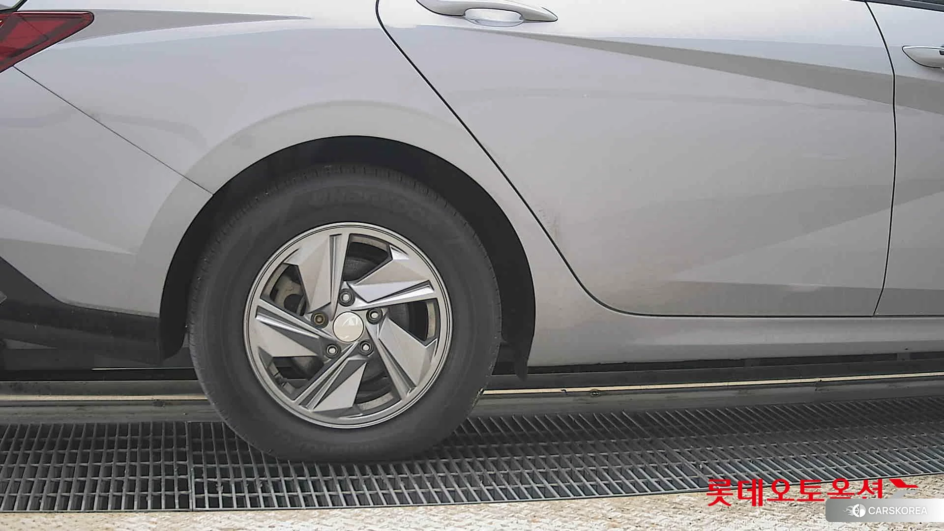 Hyundai Avante id 4289413 из Кореи 16