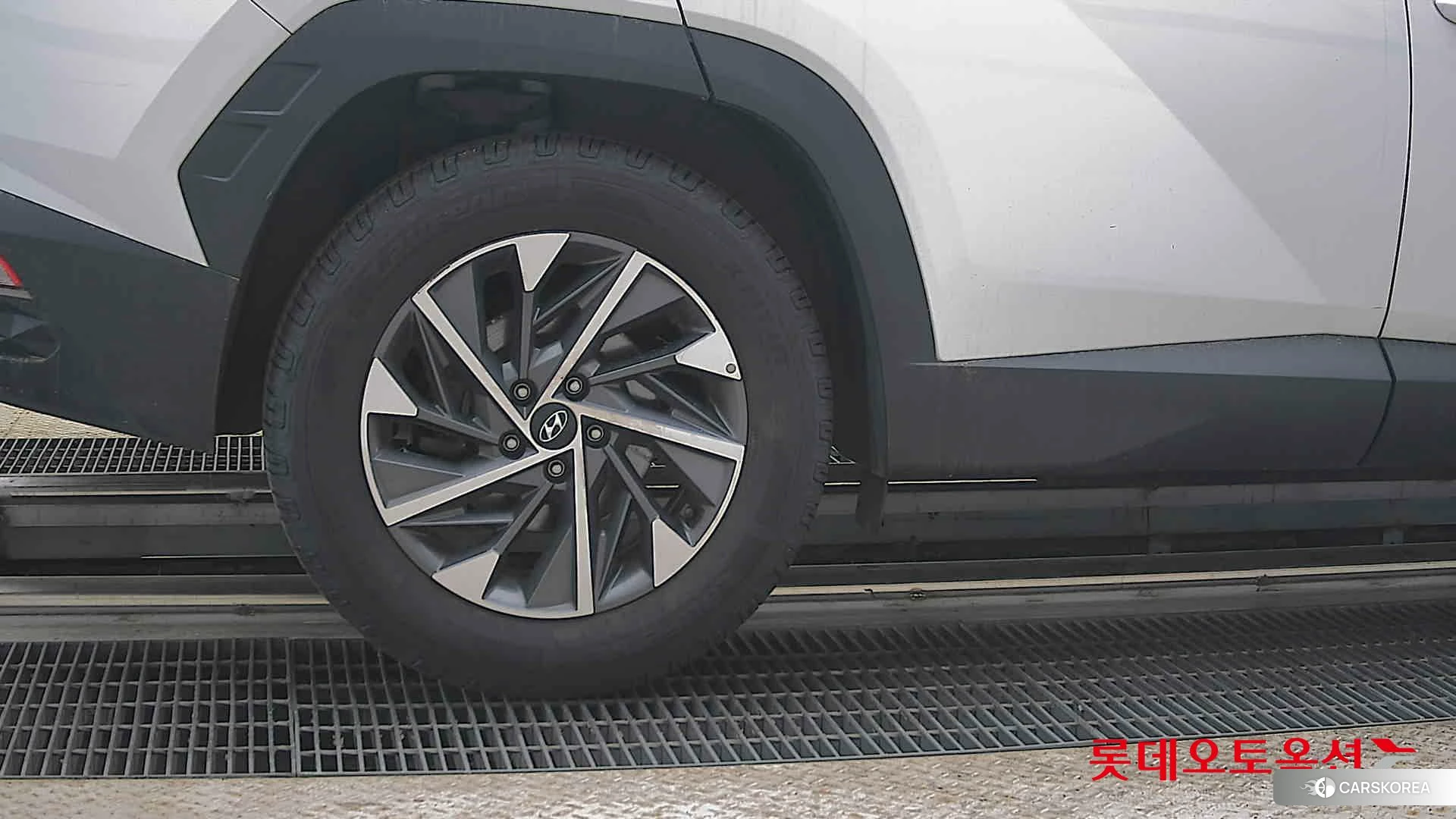 Hyundai Tucson id 4289358 из Кореи 16
