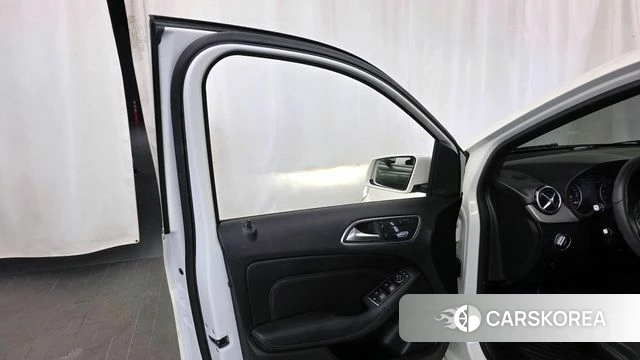 Mercedes-Benz B-Class W246 id 4326102 из Кореи 16