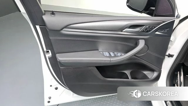 BMW X3 (G01) id 4572770 из Кореи 16