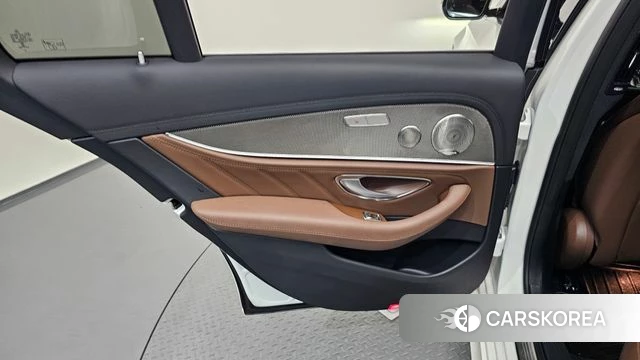 Mercedes-Benz E-Class W213 id 4495590 из Кореи 16