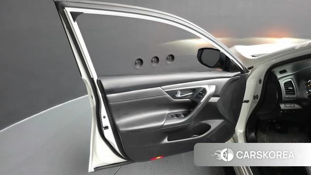 Nissan Altima id 4508531 из Кореи 16
