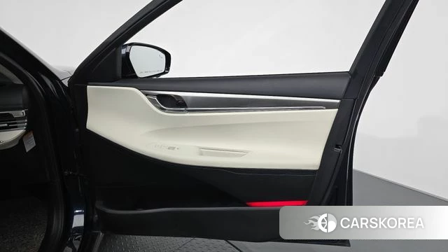 Hyundai The New Grandeur IG Hybrid id 4707720 из Кореи 16