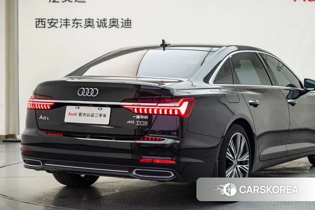 Audi A6L id 4210238 из Китая 16