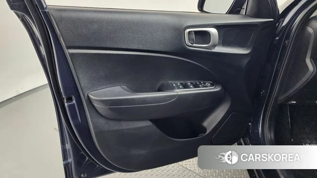 Hyundai Venue id 4906682 из Кореи 16