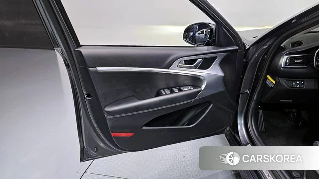 Genesis G70 id 4397739 из Кореи 16