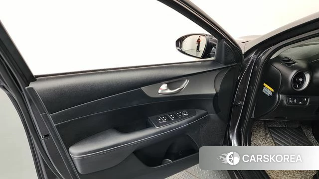Kia Come New K3 id 4294808 из Кореи 16