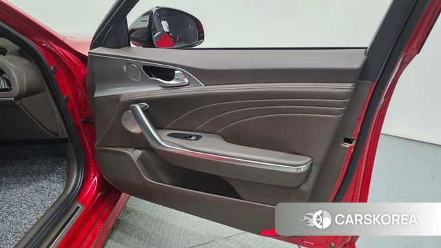 Kia Stinger Meister id 4608997 из Кореи 16