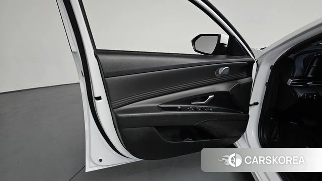 Hyundai Avante Hybrid (CN7) id 4506309 из Кореи 16