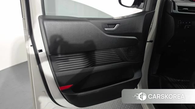 Hyundai Staria id 4360424 из Кореи 16