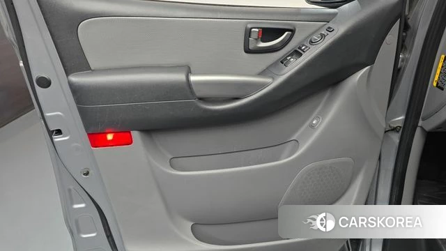Hyundai The New Grand Starex id 4923907 из Кореи 16