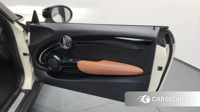 Mini Cooper S Convertible id 4463828 из Кореи 16