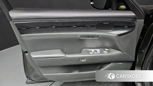 Genesis G90 (RS4) id 4361375 из Кореи 16