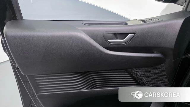 Hyundai Staria id 4519017 из Кореи 16